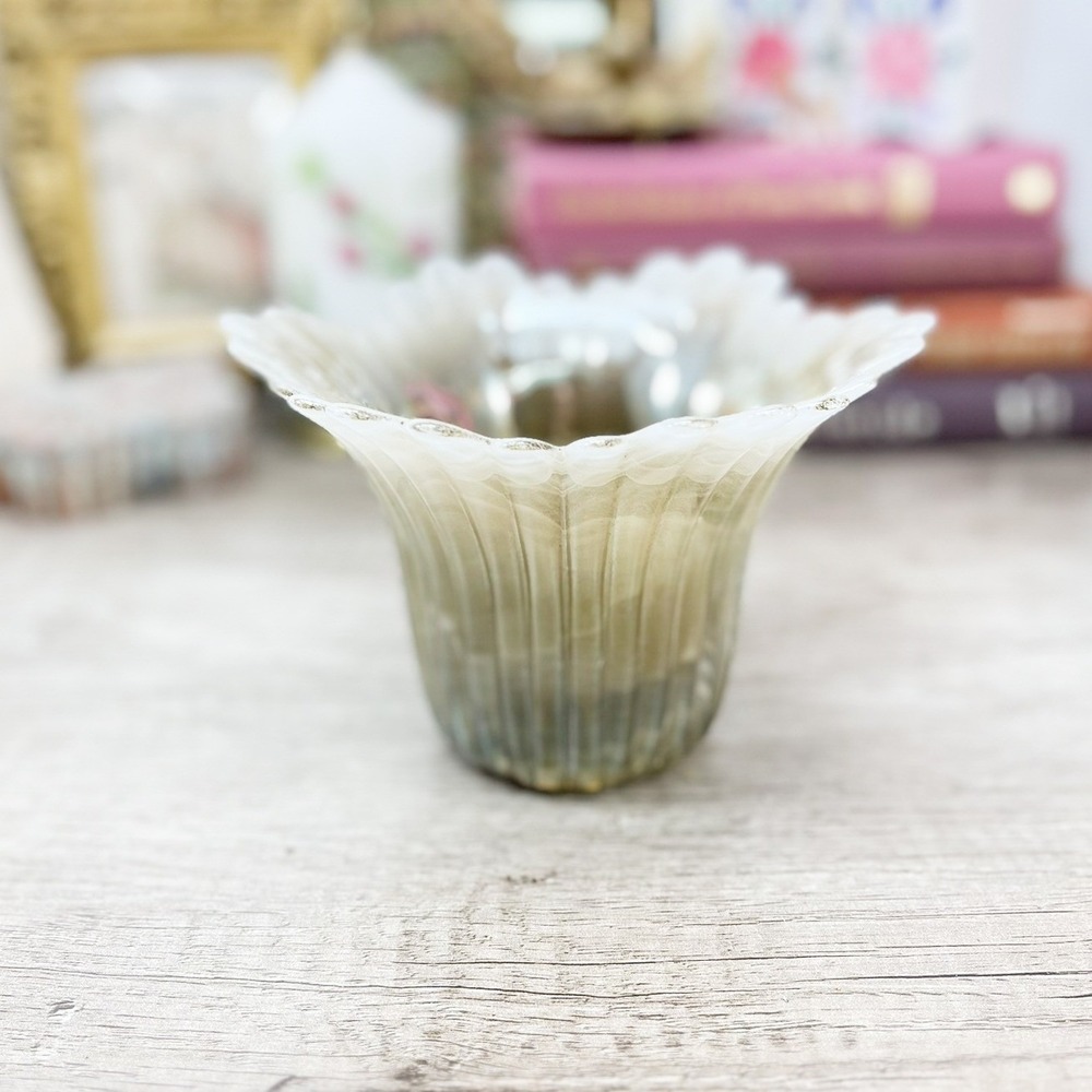 Vintage Murano-Style Art Glass Bowl, Gray Ruffle Form